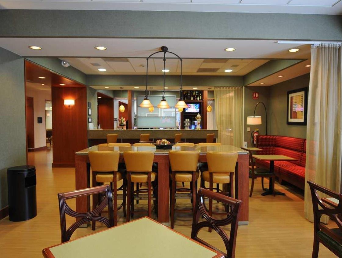 Hotel Hampton By Hilton Tecnologico 3*