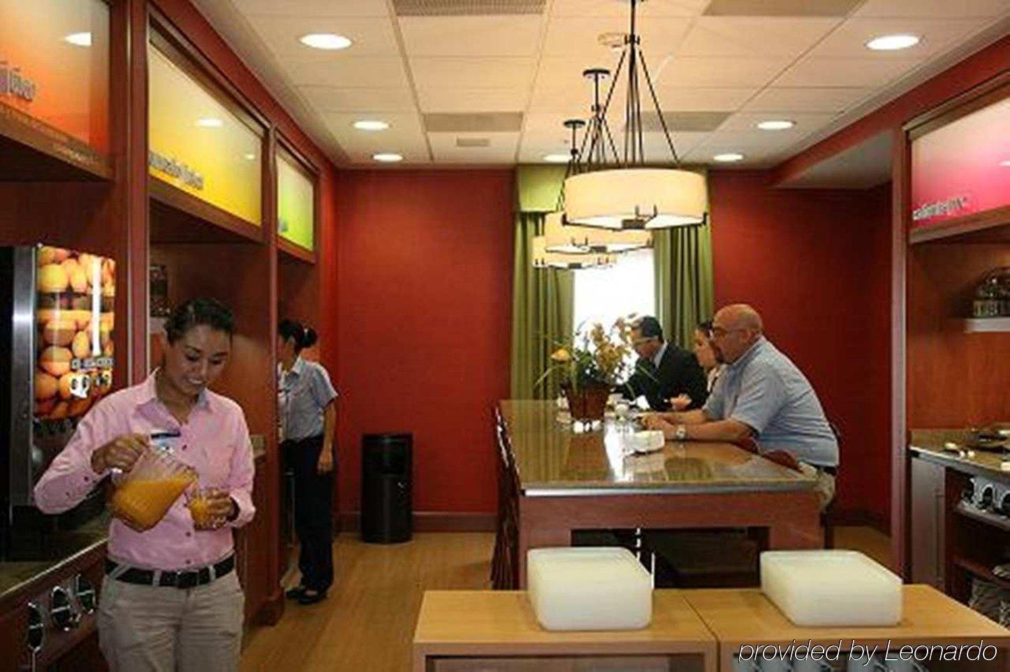 Hampton By Hilton Tecnologico 3*