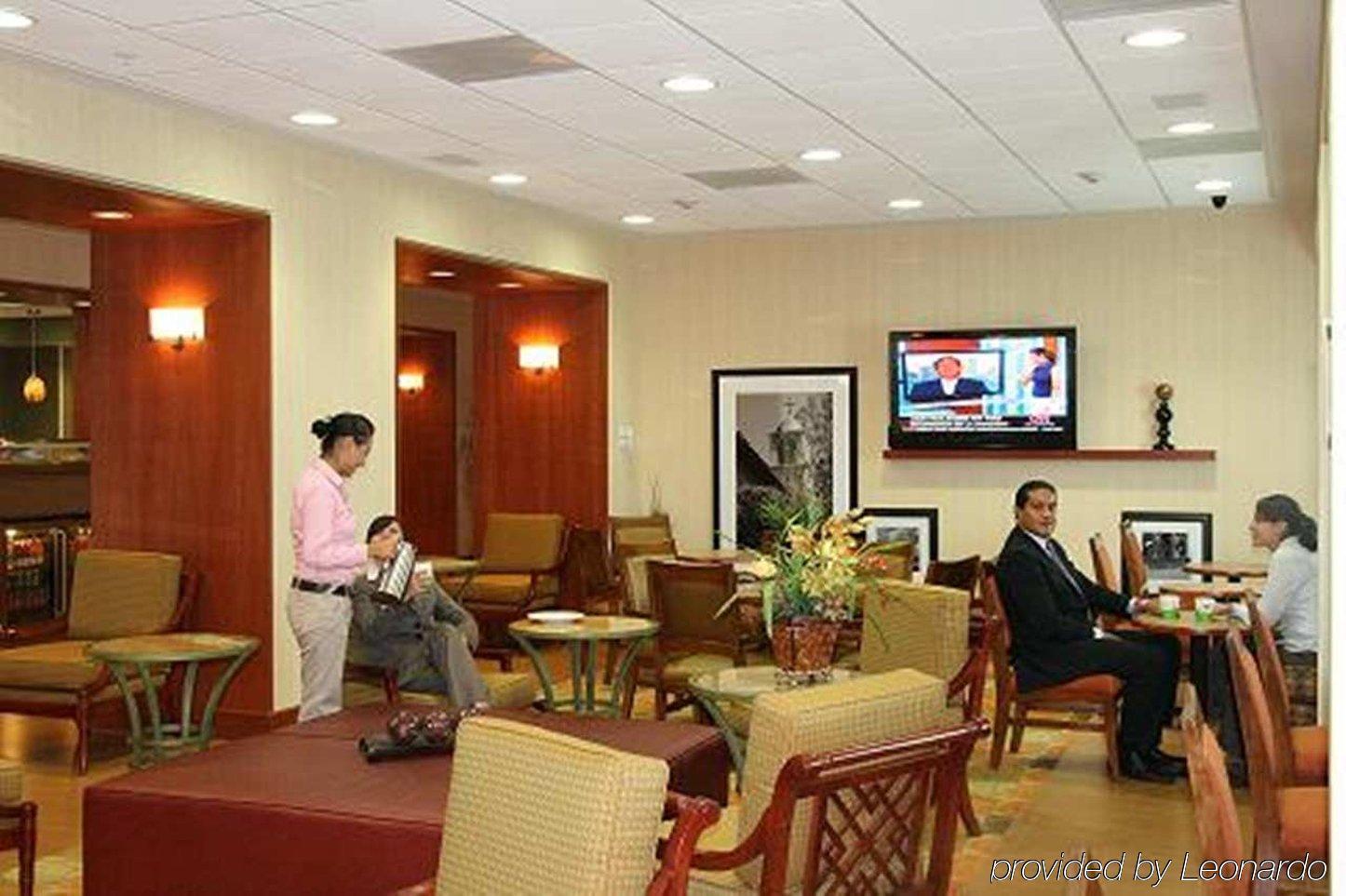 Hotel Hampton By Hilton Tecnologico Querétaro